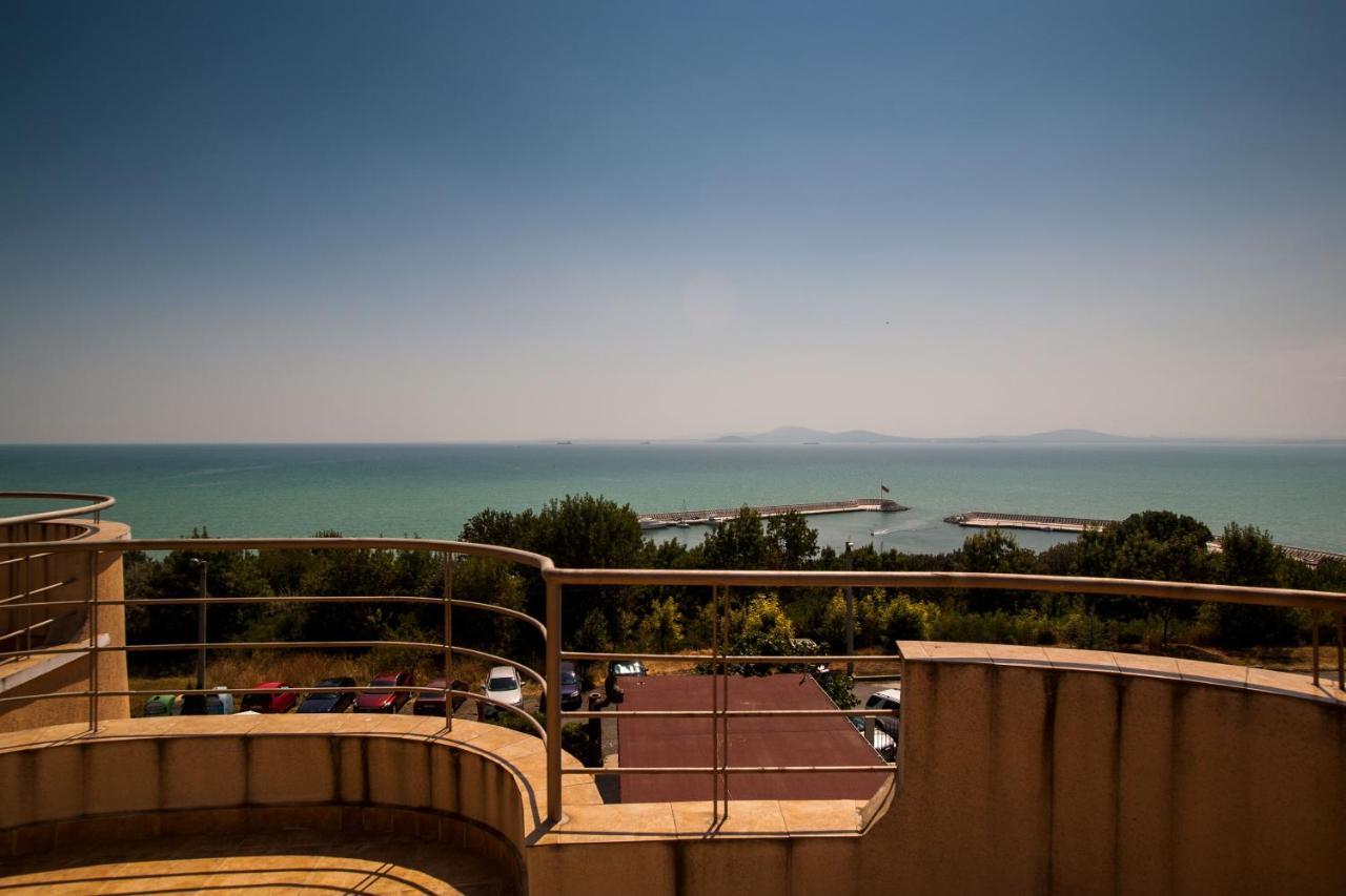 Hotel Saint George Burgas City Exterior foto